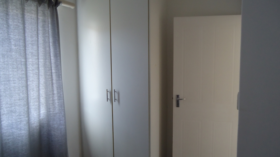 2 Bedroom Property for Sale in Admirals Park Western Cape